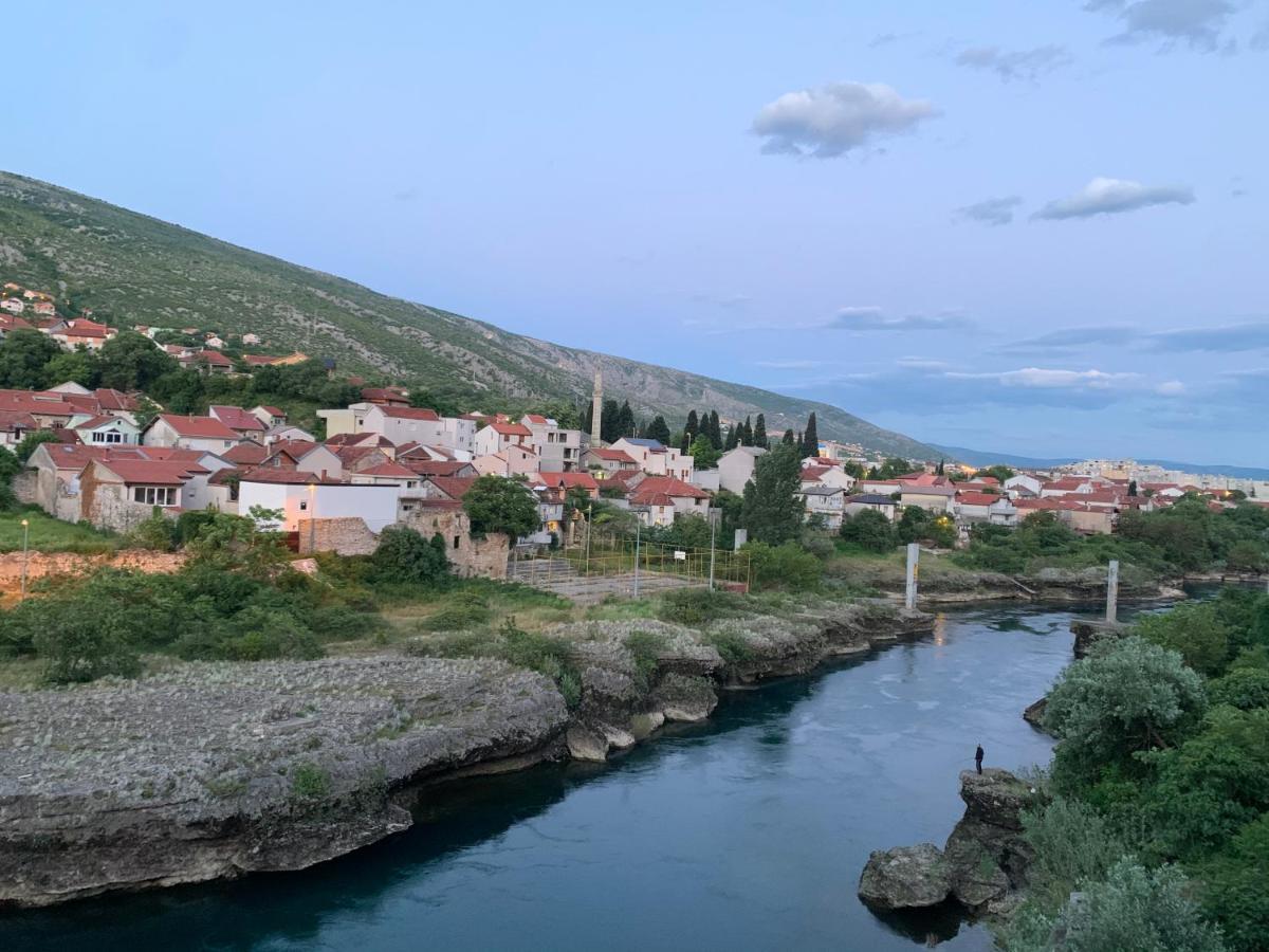 Magic River View Apartment Mostar Bagian luar foto