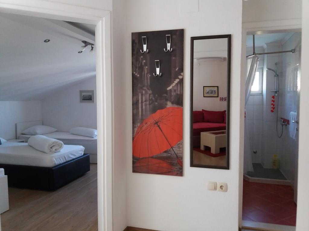 Magic River View Apartment Mostar Bagian luar foto
