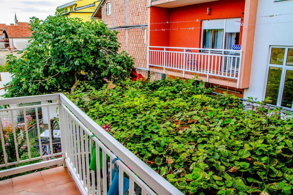 Magic River View Apartment Mostar Bagian luar foto