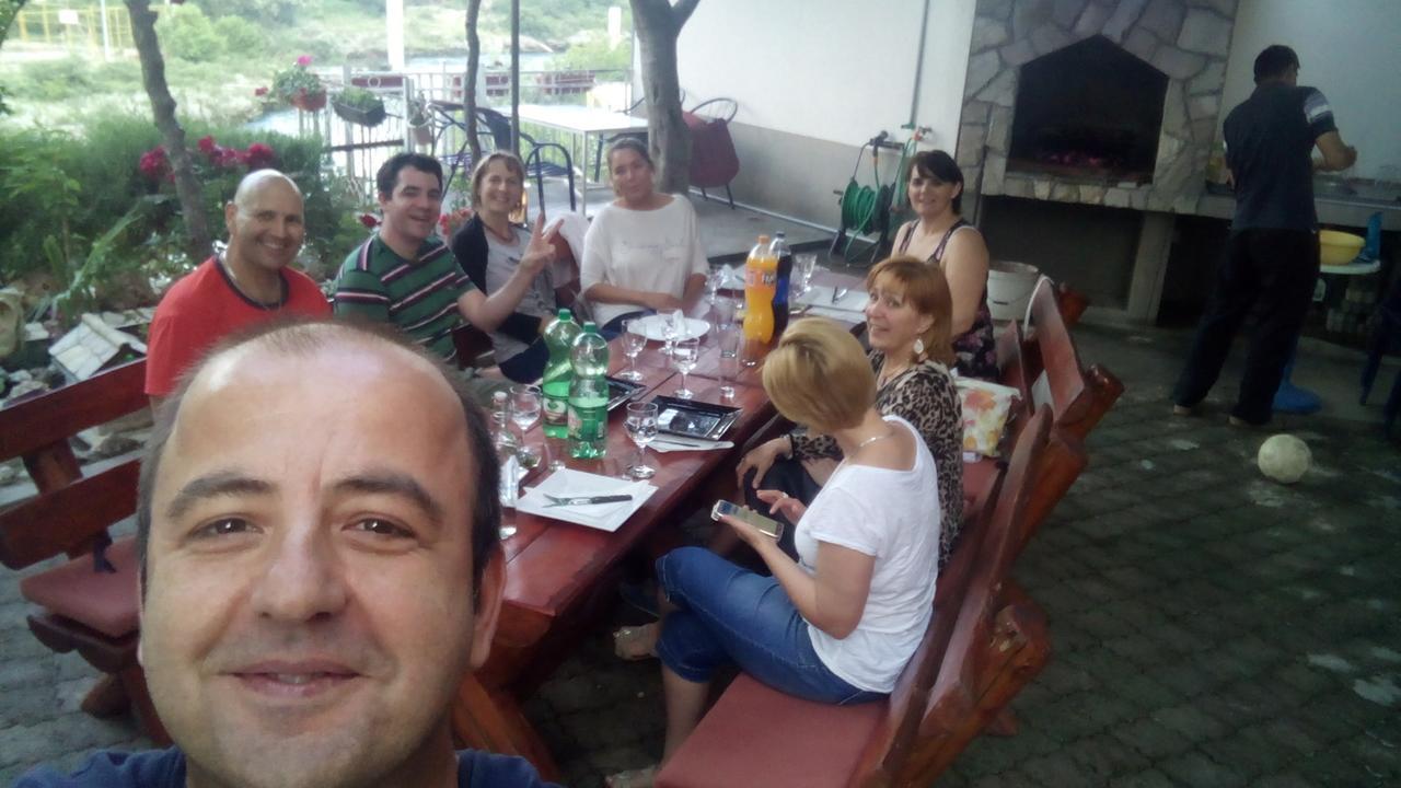 Magic River View Apartment Mostar Bagian luar foto