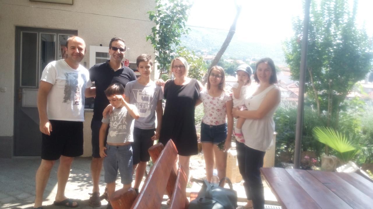 Magic River View Apartment Mostar Bagian luar foto